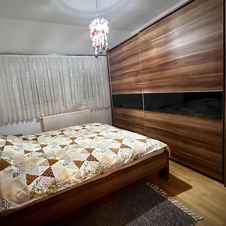 Srce Cazina Apartment *