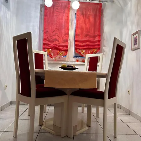 Lejlighed Srce Cazina *